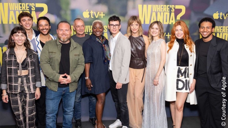 Senita Huskic, Frederic Balonier, Kostja Ullmann, Axel Stein, Torsten Michaelis, Nikeata Thompson, Leo Simon, Heike Makatsch, Lea Drinda, Palina Rojinski and Aaron Maldonado-Morales at the premiere of WHERE’S WANDA? in Berlin (from left to right)